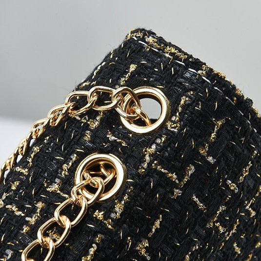 Sac texturé tweed, l'esprit glamour d'hier, la mode d'aujourd'hui