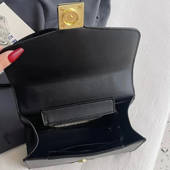 Sac Bandoulière Effet Crocodile avec Fermoir Doré