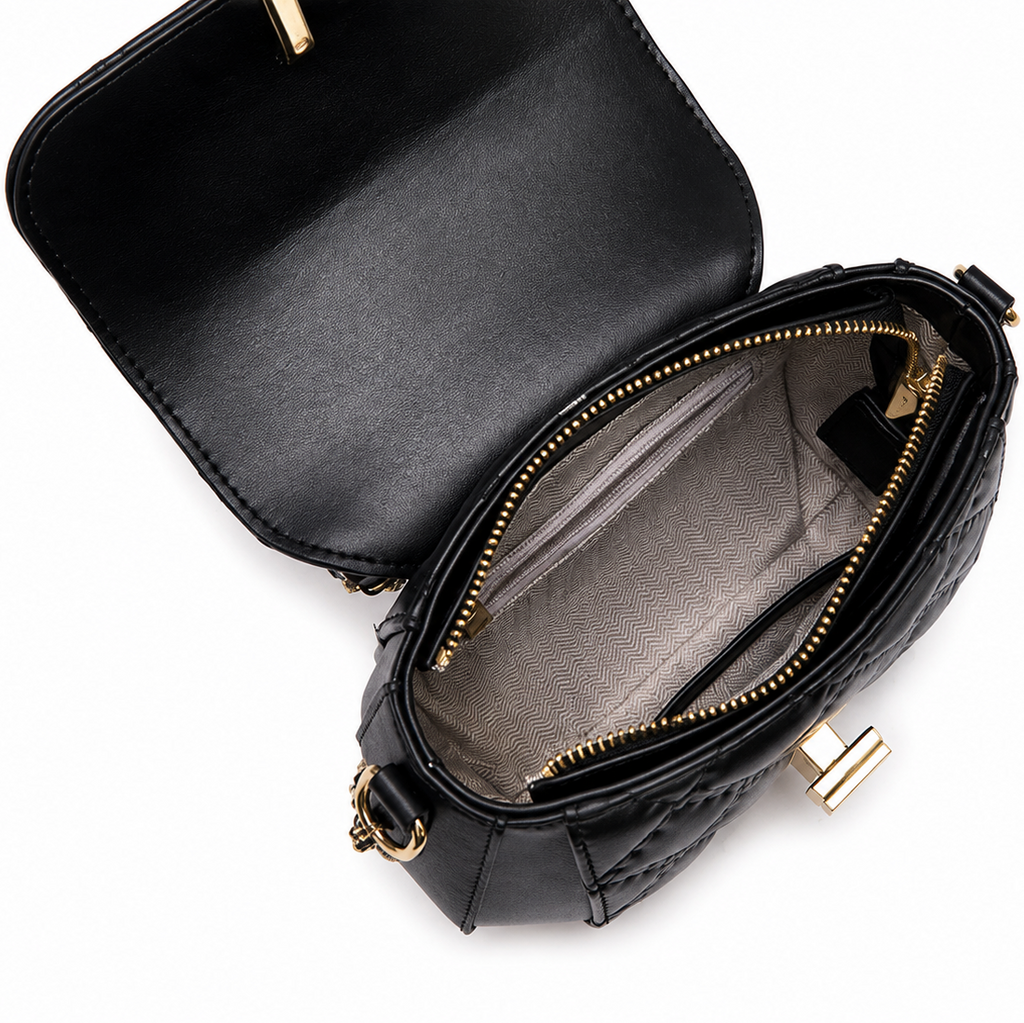Sac matelassé à chaîne, l'alliance du caractère et du chic