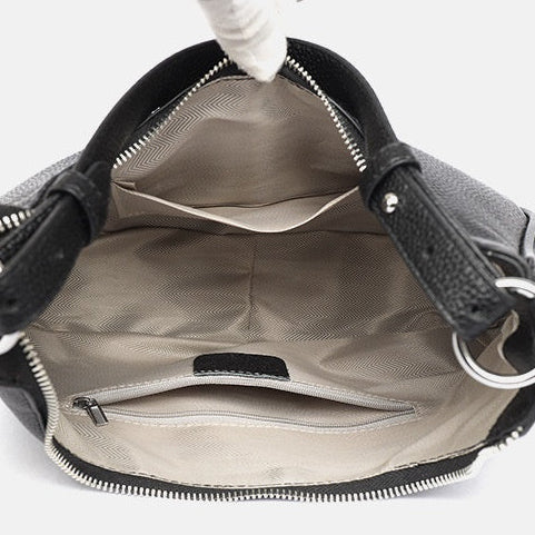 Sac Hobo en cuir grainé , l'élégance décontractée du quotidien