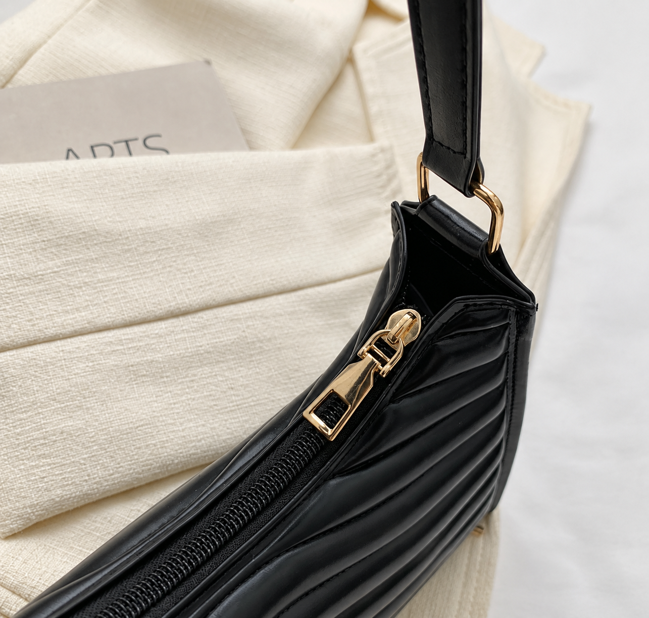 Sac Bandoulière Urbain en PU Souple - Chic et Pratique pour Tous les Jours
