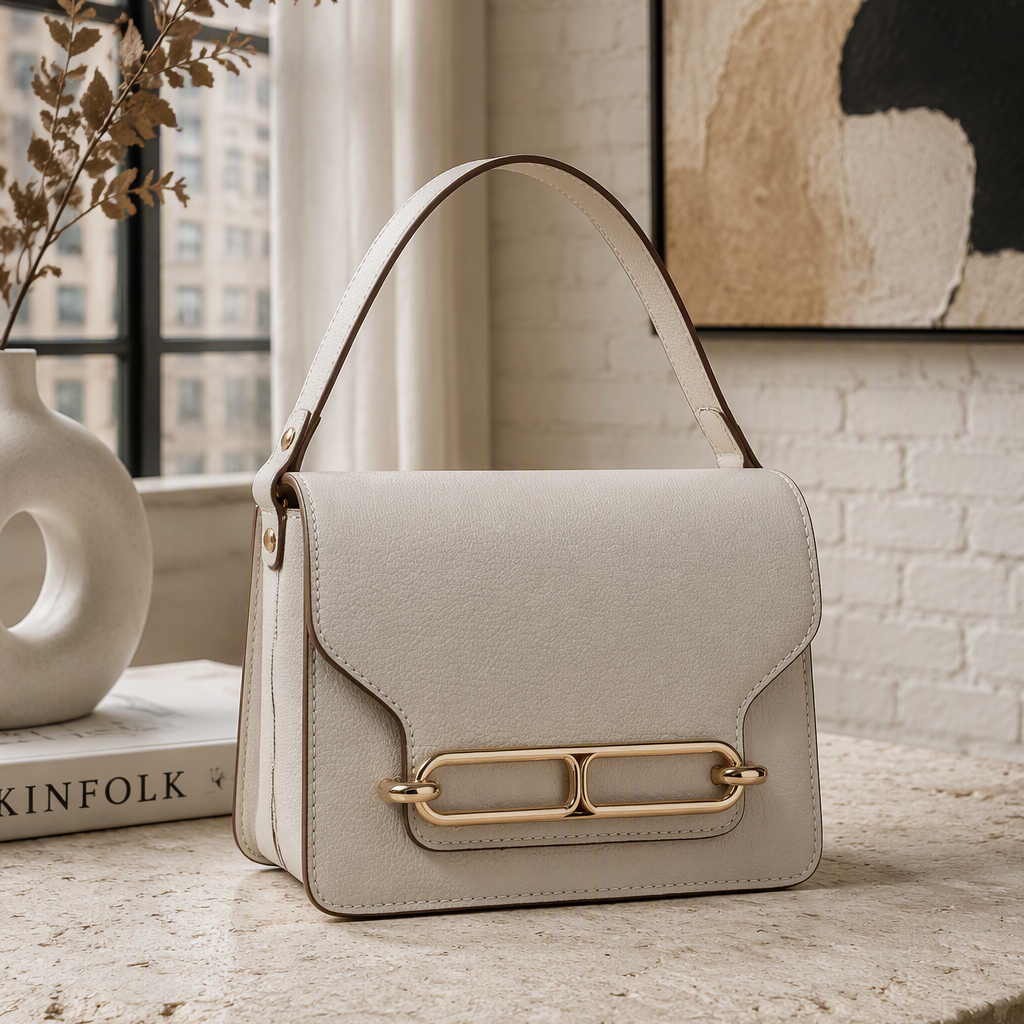 Sac en cuir à fermoir bijou, une pièce qui se remarque
